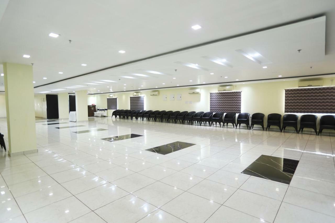 Hotel Radhika Regency Rourkela Dış mekan fotoğraf
